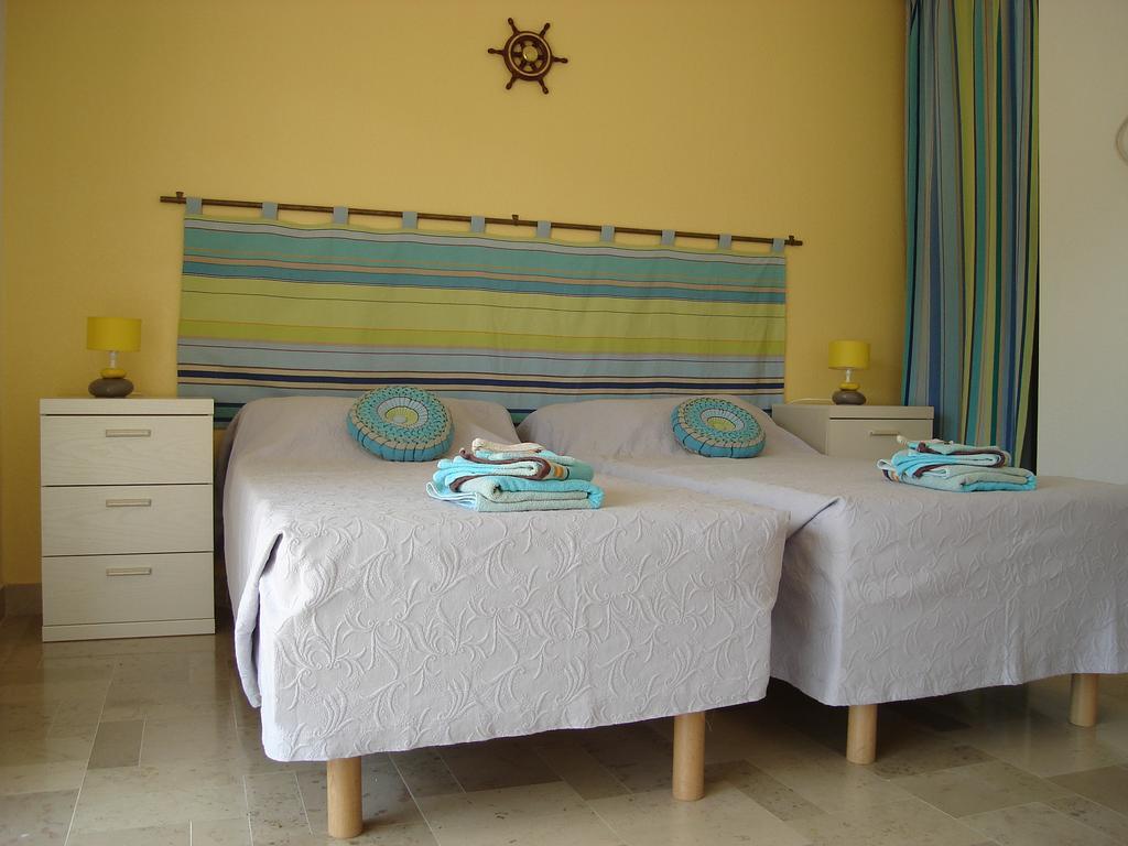 Chambres D'Hotes Et Gites Al Pati Sorede Bilik gambar