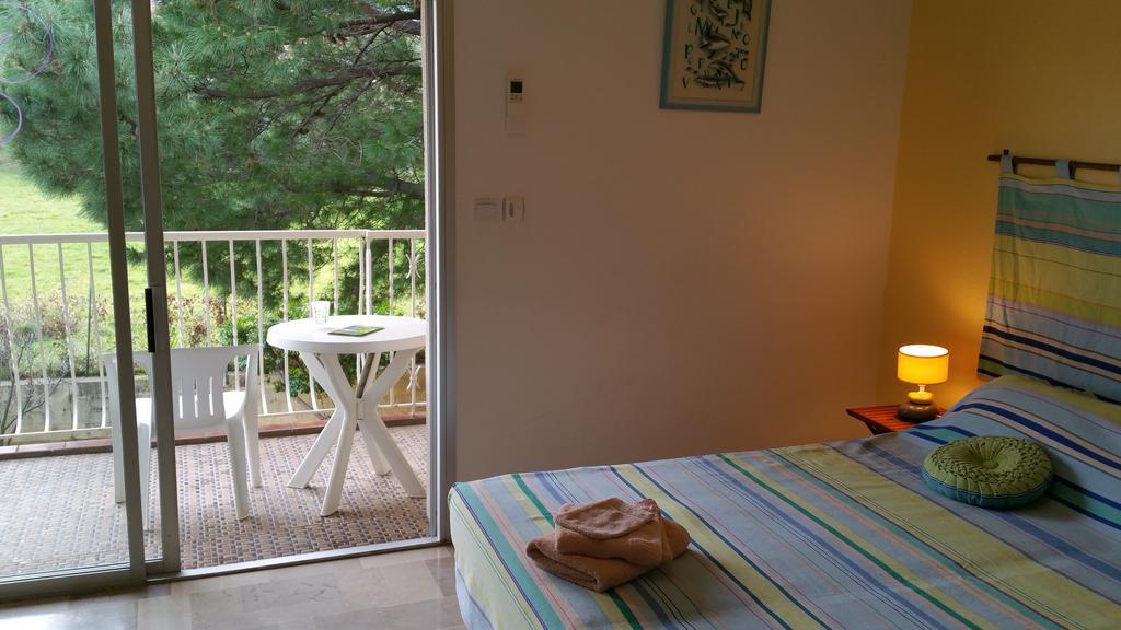 Chambres D'Hotes Et Gites Al Pati Sorede Luaran gambar