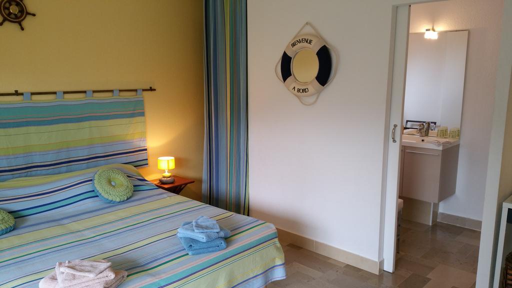 Chambres D'Hotes Et Gites Al Pati Sorede Luaran gambar