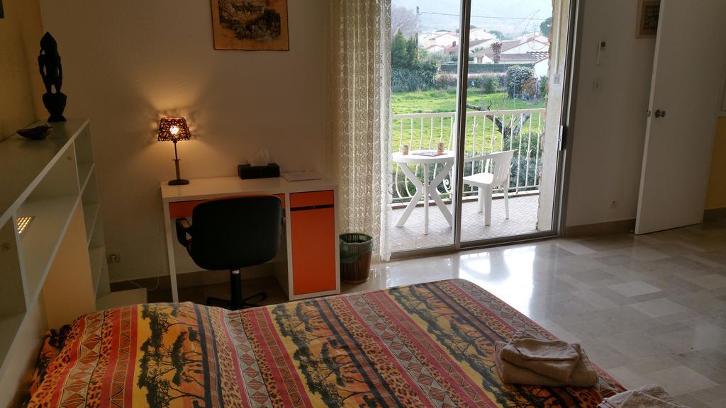 Chambres D'Hotes Et Gites Al Pati Sorede Luaran gambar